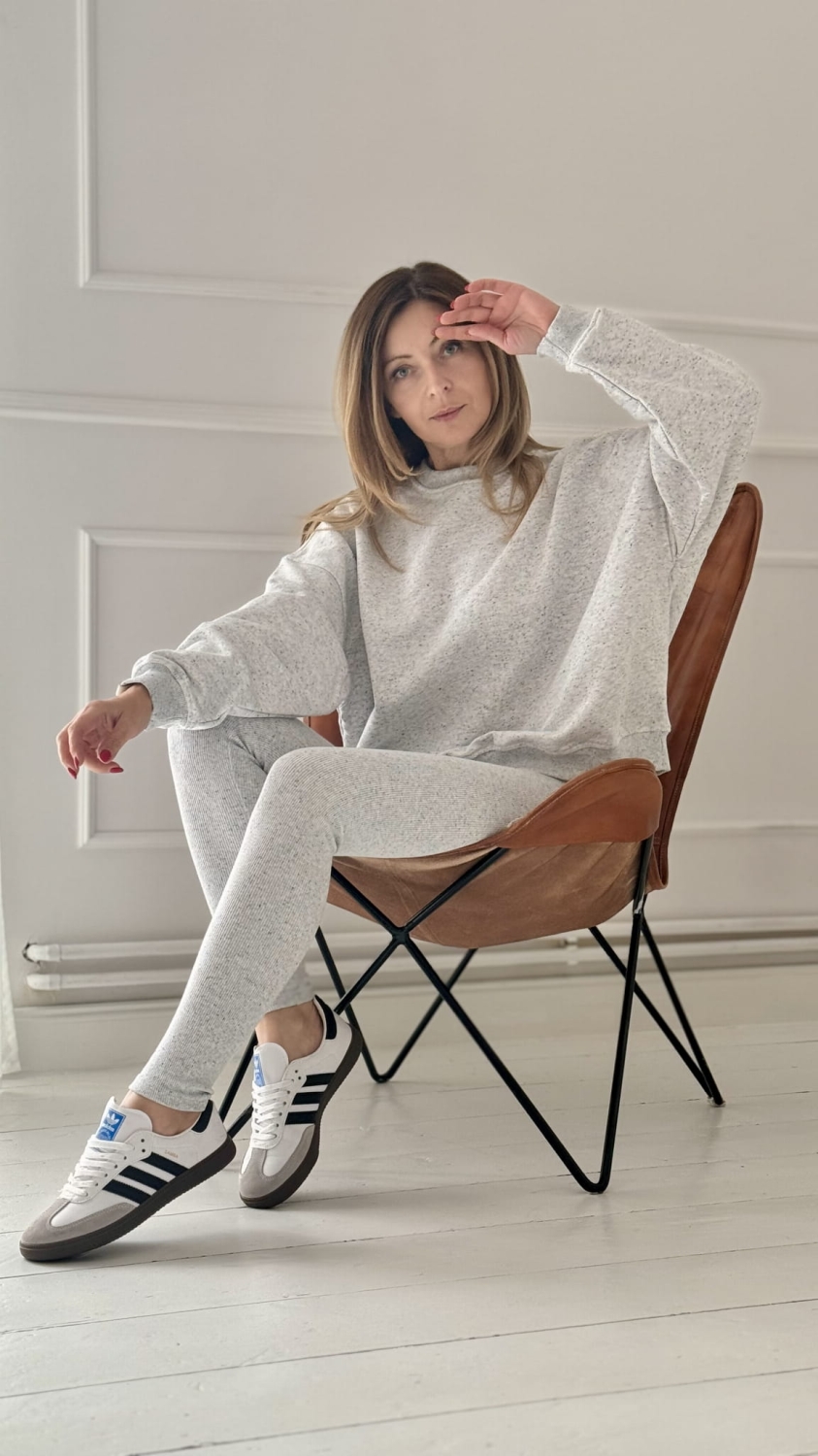 Komplet dresowy 2w1 bluza nieocieplana oversize legginsy prążek push up Basic  Straciatella 