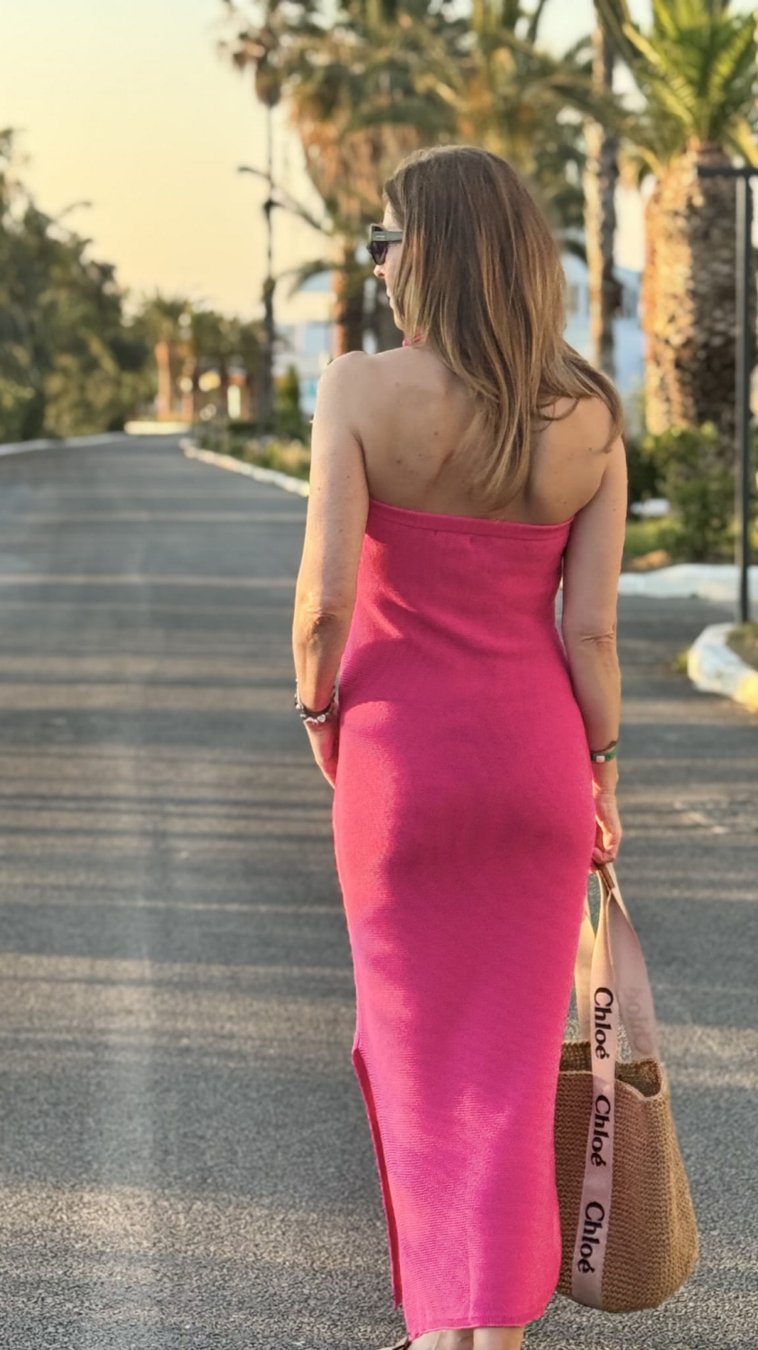 Sukienka dzianinowa By Me Fuksja Spain