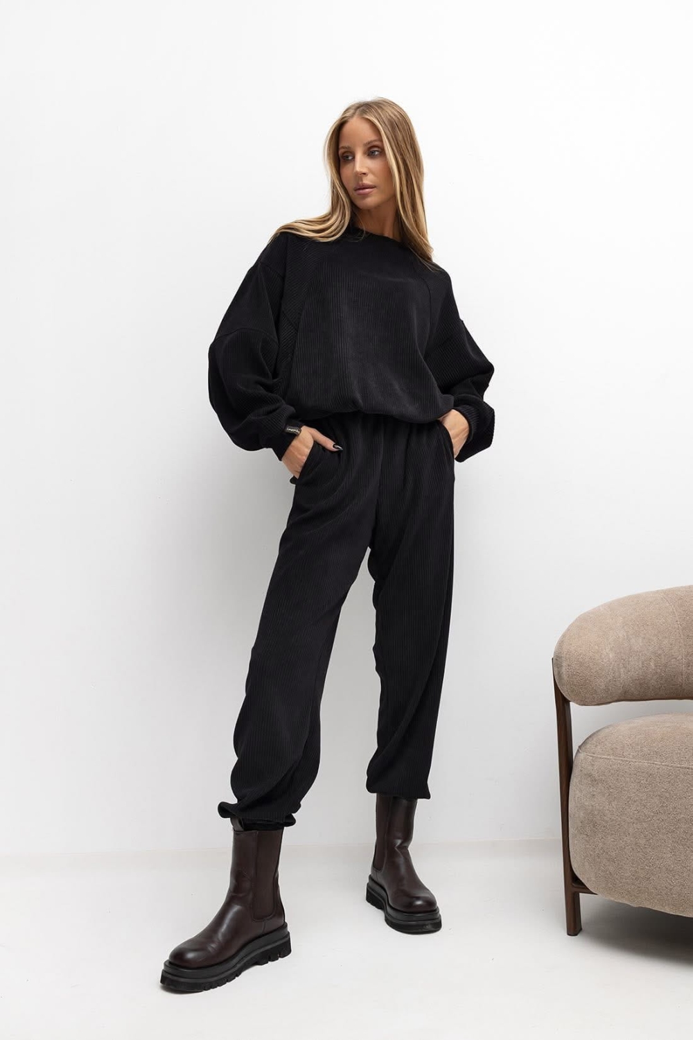  Komplet Wera  sztruksowy Lenoshka czarny 